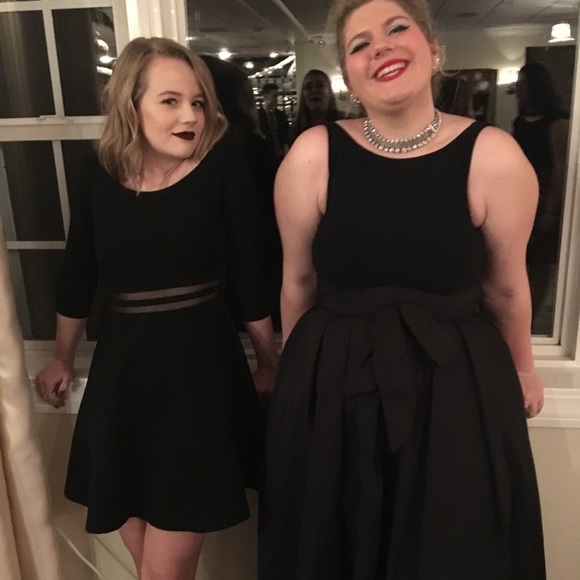 Black skater dress - Picture 2 of 5